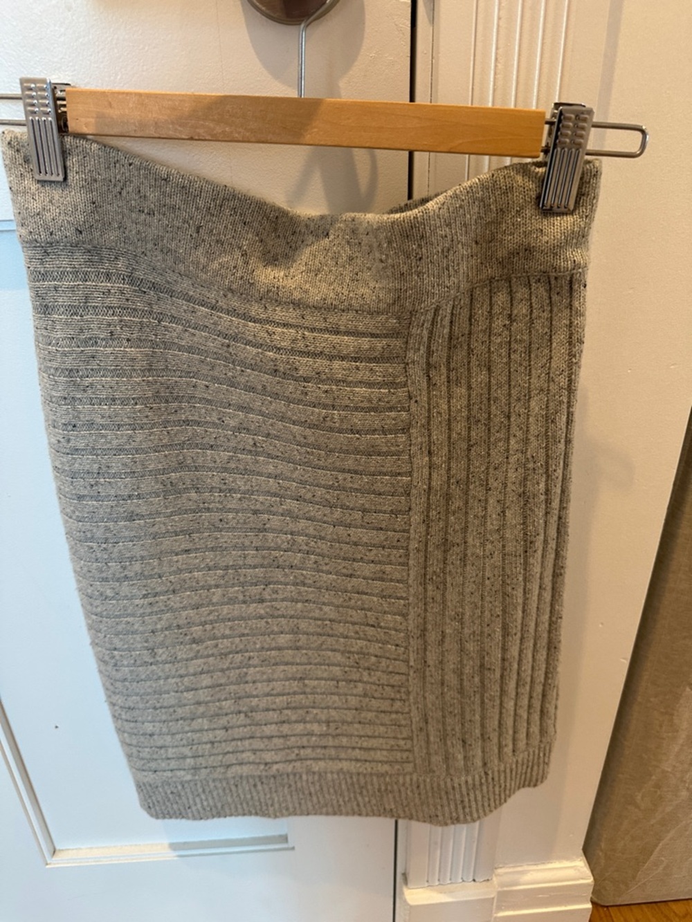 Club Monaco Speckled Ribbed Pencil Skirt - Gray
